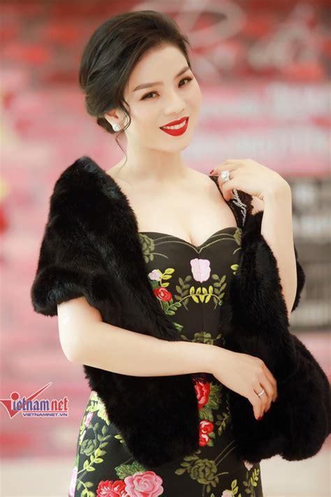 Trước phần giả giọng gần như hoàn hảo của thí sinh này, nhạc sĩ lê hoàng không ngớt lời khen: Lệ Quyên nói gì khi bị chê?