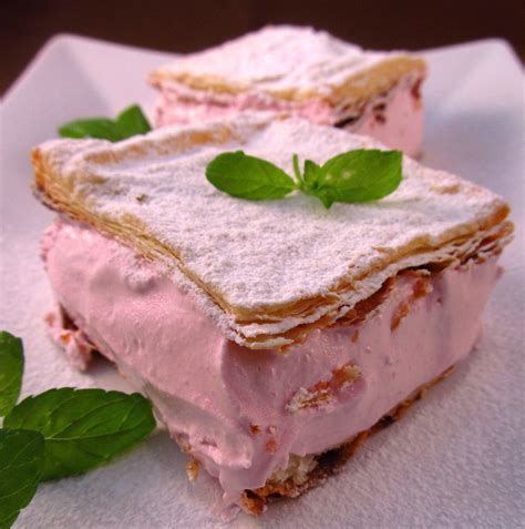 Ciasto napoleonka z gotowego ciasta francuskiego [PRZEPIS] | Gazeta ...