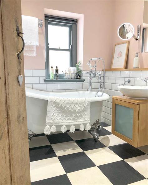 Black and white chevron with hot pink monogram bathroom set. 16 Pink Bathroom Ideas