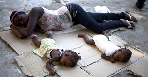dominicans expel 244 haitians over border killings