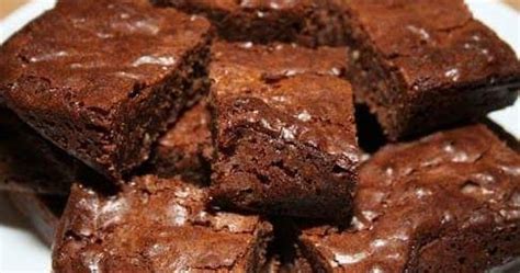 Bila chocolate dah cair, masukkan butter dan kacau hingga cair. Cara Buat Brownies Milo Yang Amat Mudah Sukatan Cawan ...