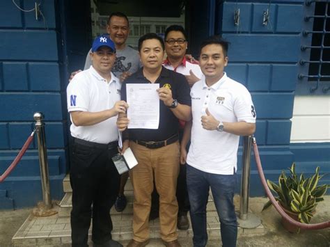 Ibu pejabat polis daerah kuching polis diraja malaysia jalan simpang tiga, 93300 kuching, sarawak, malaysia. Ugutan jenayah terhadap Ketua Menteri Sarawak, laporan ...