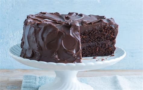 Very delicious and rich chocolate filling chocolate sponge cake, or visit: Chocolate sponge cake | Recipe