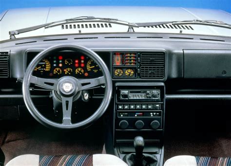 Lancia Delta Interior