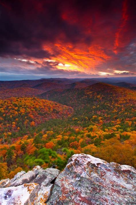 15 Amazing Places To Visit In Arkansas Arkansas Vacations Beautiful