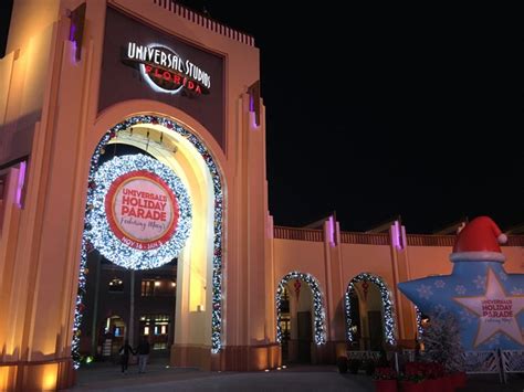 Tpgs Guide To Christmas At Universal Orlando