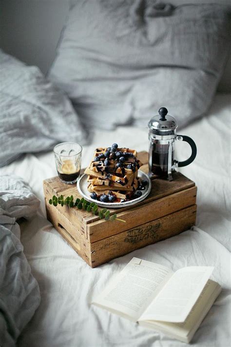 14 Beautiful Breakfast In Bed Ideas For Fathers Day