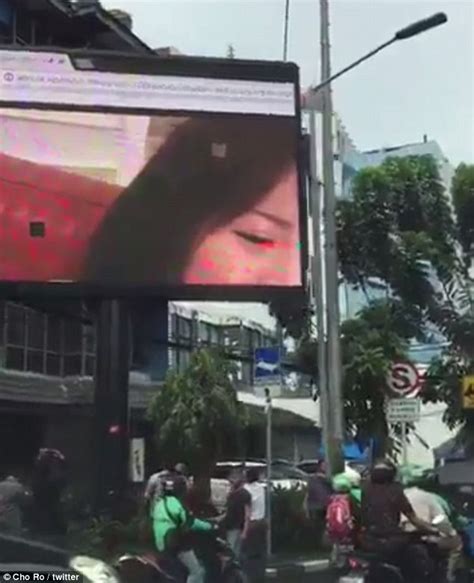 Indonesian It Worker Arrested For Hacking Into A Jumbo Billboard To