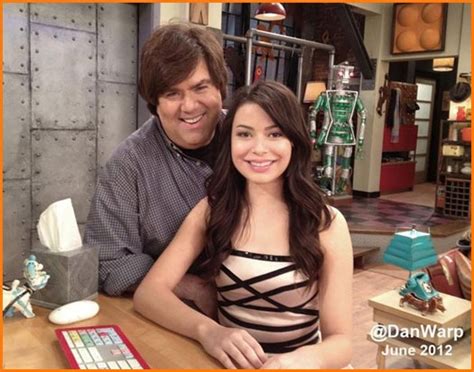 Dan schneider chats with fanlala at the 2011 creative arts emmy awards and tells us why the cast of icarly is smart to be nice to him. Dan Schneider Shares "iCarly" Trivia To Celebrate The Finale "iGoodbye" | Nickelodeon TV Shows ...