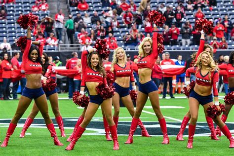 Details On Five Ex Texans Cheerleaders Suing Texans For Sexual