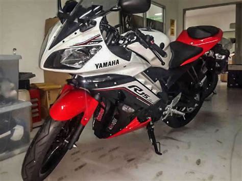 It is available in 2 colors, 1 variants in the philippines. 2016 Yamaha R15 red & white spied in Indonesia