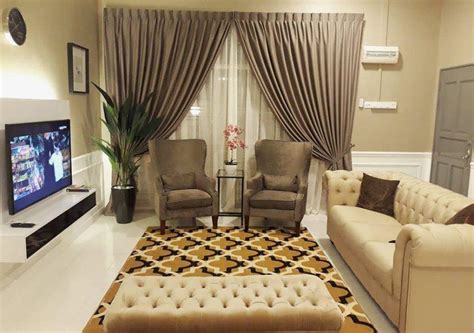 It is on the west coast of peninsular malaysia and is bordered by perak to the north, pahang to the east. 15 Soalan Lazim Tentang DIY Wainscotting Terjawab! - Deko ...