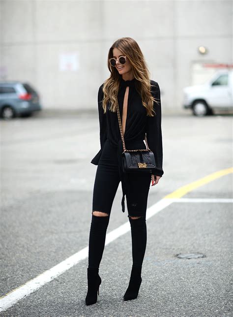 What Colors Go Best With Black Shoes - What Goes With Grey Pants