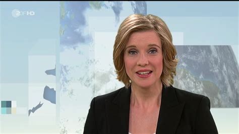 Den introducerade svenska adelns ättartavlor med tillägg och rättelser. Dr. Christina von Ungern-Sternberg im ZDF "WochenJournal ...