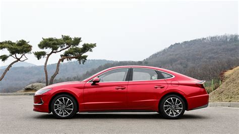 First drive review: 2020 hyundai sonata doubles down on sedan segment