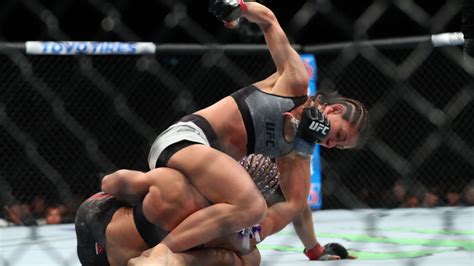 UFC Karolina Kowalkiewicz wypunktowała rywalkę Druga walka o pas