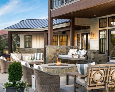 Shop farmhouse furniture, home décor, & more! Farmhouse Patio Design Ideas, Remodels & Photos | Houzz