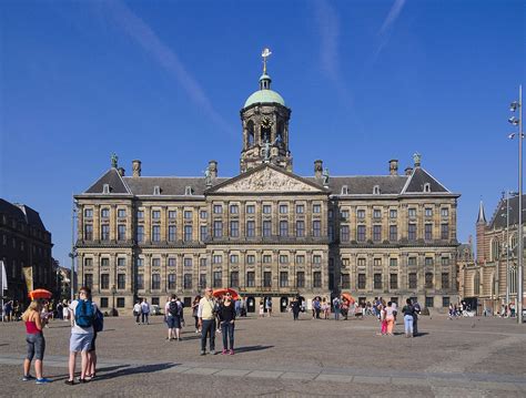 Where To Find Dutch Golden Age Architecture In Amsterdam