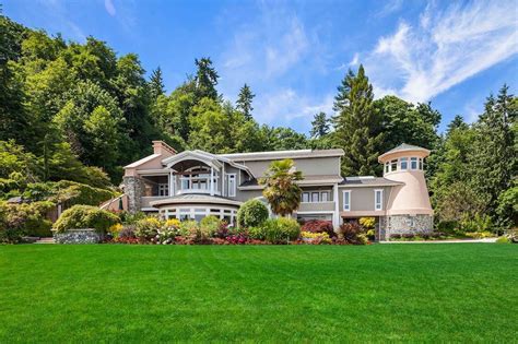 16000 Sq Ft Lighthouse Mansion On 24 Acres With 1000′ Of Puget Sound