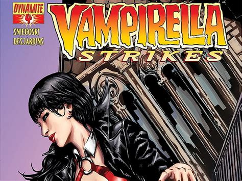 Comics Vampirella Strikes Hd Wallpaper Wallpaperbetter
