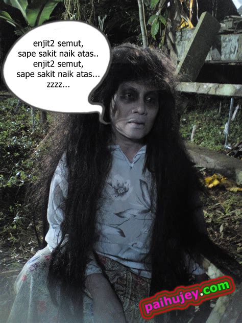 Penampilan sofi jikan dalam filem hantu kak limah balik rumah,. Siti Noorain: Mata ku nampak hantu...
