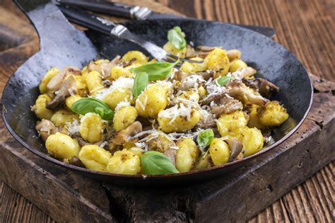 Gnocchis aux champignons et gruyère une délicieuse recette économique