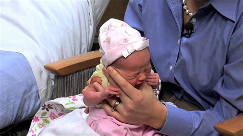 Learn about the best positions for burping your baby and get tips on how to make burping easier. Burping your baby - YouTube