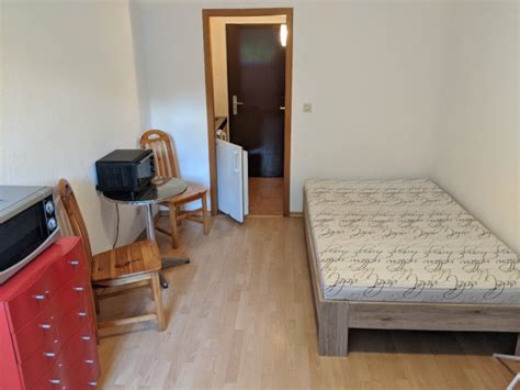 In dieser schönen wohnung wurde bereits 2019 im rahmen einer neuvermietung eine renovierung durchgeführt, d.h. 1 Zimmer Wohnung / Küche / Bad 18qm Göttingen - 1-Zimmer ...