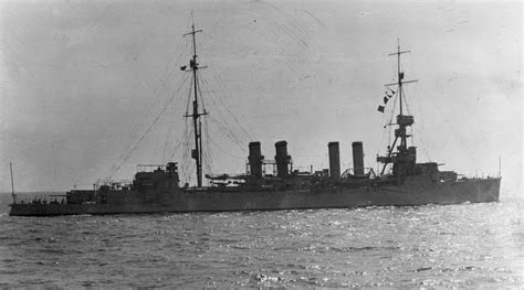 Side View Of Uss Raleigh Cl 7 1920s