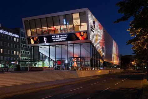 Deutsches Fussballmuseum in Dortmund III Foto & Bild ...
