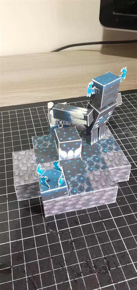 Minecraft Warden Diorama Rpapercraft