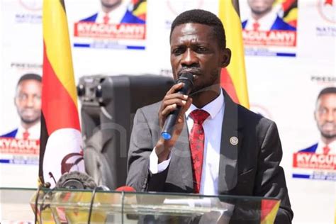 Sie sollten in der blutdrucktabelle datum und. Bobi Wine Today In Masaka : Bobi Wine Attending Church ...