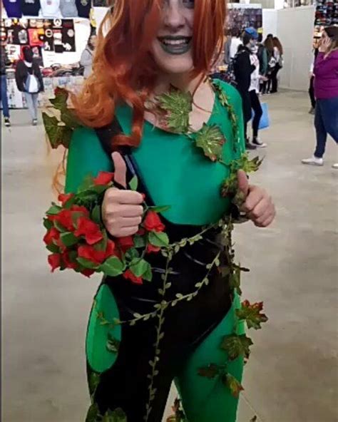 Check spelling or type a new query. DIY Poison Ivy Costume » Ideas for Halloween | maskerix.com | Poison ivy halloween costume ...