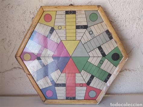 Es un juego de 2 a 4 jugadores aunque hay versiones para más jugadores. antiguo parchís para 8 jugadores - Comprar Juegos de mesa ...