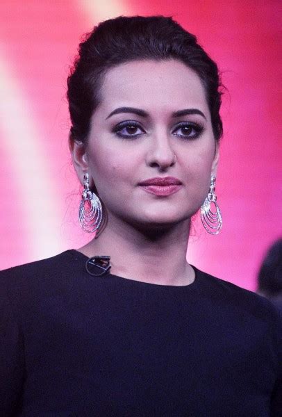 Sonakshi Sinha Finally Responds Strongly To Body Shaming Comments And