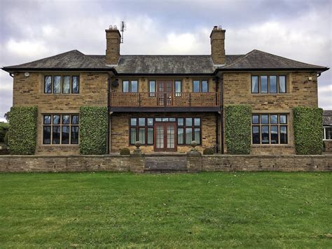 Marlin Windows: Impressive installation of heritage windows at