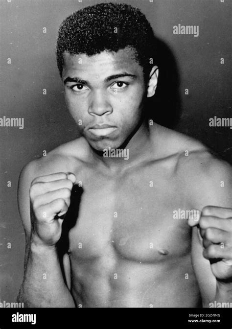 Muhammad Ali Boxer Hi Res Stock Photography And Images Alamy