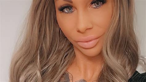 Samantha De Jong Aka Barbie Wil Snel Binnen Zijn Met Soort Van Onlyfans