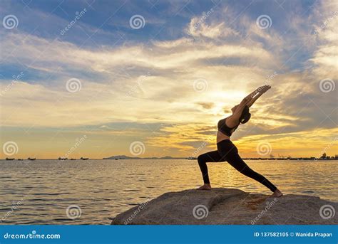 Silhouette Healthy Woman Lifestyle Exercising Vital Meditate And