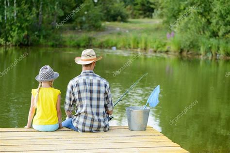 Padre E Hija Pesca De Verano 2022