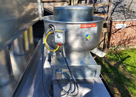 This clean bench provide class 100 cleanliness area. Services-Dependable Hood and Duct Company