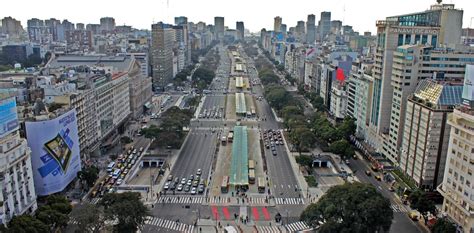 Foro De El Nacionalista Avenida 9 De Julio De Buenos Aires La Más