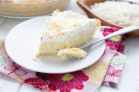 I developed this allergy friendly coconut cream pie recipe for my dad. +Cocnut Pie Reciepe Fot Disbetic : Grandma S Coconut Pies ...