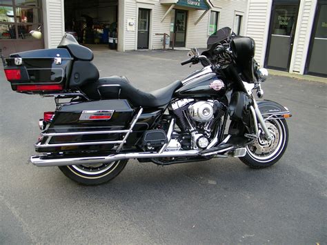 Throw a leg over an ultra classic® electra glide® touring bike and it's like having one boot in the east, one in the west, and you are ruler of all lands in general information. Like New 2005 Harley Davidson Ultra Classic only 3390 ...
