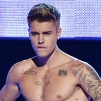 Justin Bieber Flagrado Pelado Por Paparazzi Em Bora Bora E Nudes
