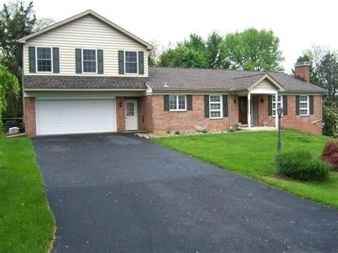See more ideas about garage addition, home additions, garage plans. Pin by becca mcleran on House updates | Ranch house ...