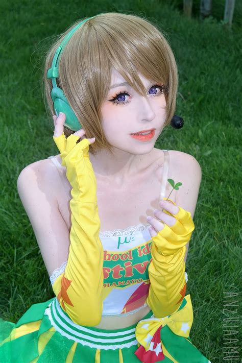 Anzujaamu Is The Cospay Cutie Who Makes You Feel Like You Can Cosplay