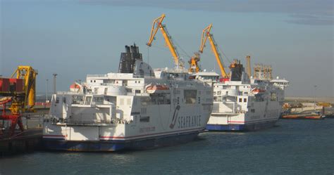 We advise you to be present at least 90 minutes before departure during the high season and during the holidays. DFDS Dover Calais | Ferries | Photos