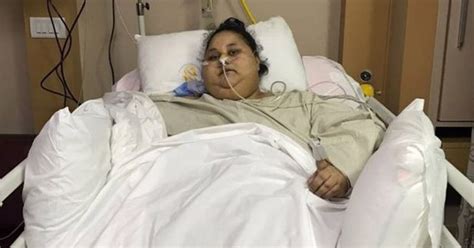 Worlds Fattest Woman Pictured Lying In Bed After Life Saving Weight