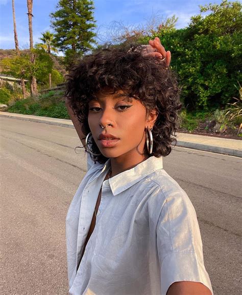 ICYMI The Wolf Cut Trend Is Still Around And Looks Even Better On Curly